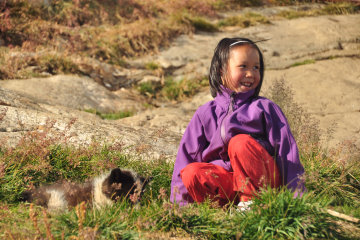 Bambina Inuit