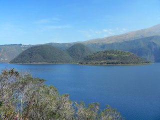 Lago di montagna, Ecuador